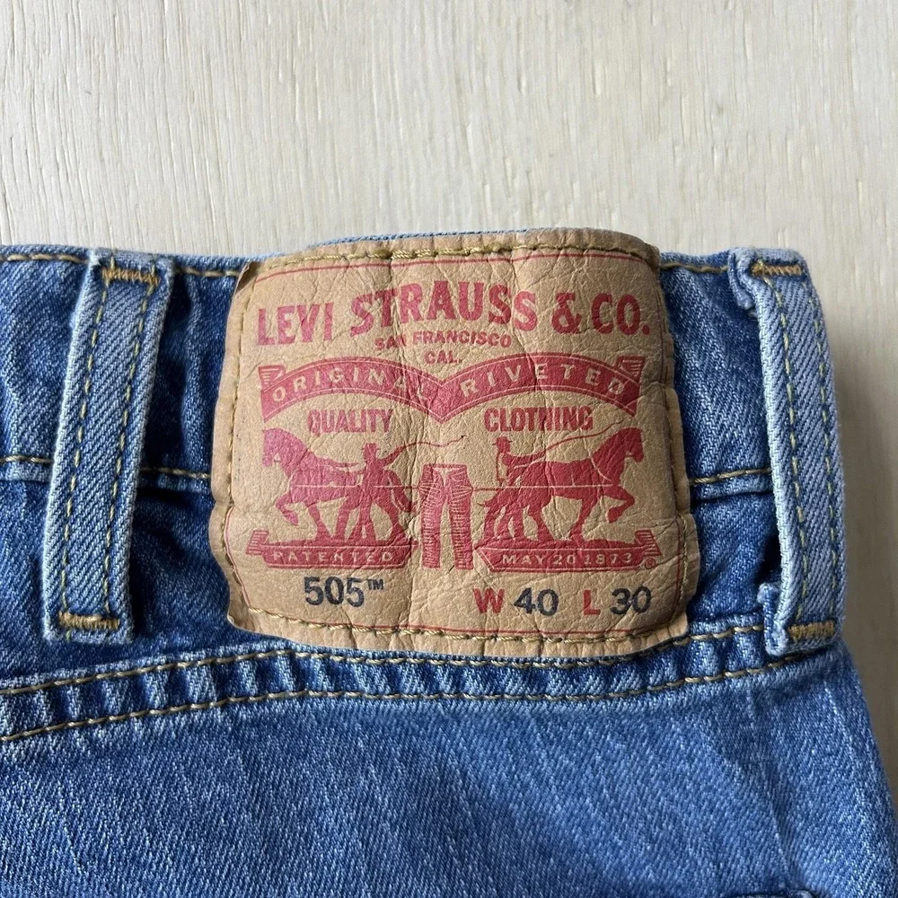 Levis 505 Jeans Mens 40x30 Medium Wash Blue Denim Regular Straight Casual